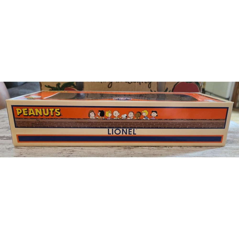 Lionel 6-37082 Peanuts Trick-or-Treat Animated Gondola O Gauge - NIB - Picture 15 of 15